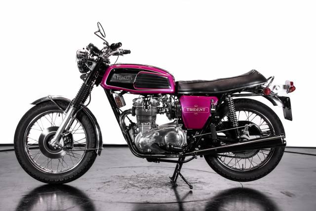 Image 1/32 of Triumph DUMMY (1974)