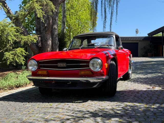 Image 1/16 of Triumph TR 6 (1974)