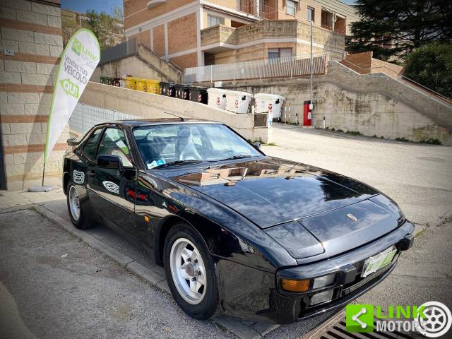 Bild 1/9 von Porsche 944 (1984)