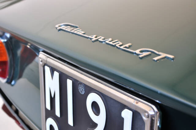 Image 1/65 de Alfa Romeo Giulia 1600 Sprint GT (1964)