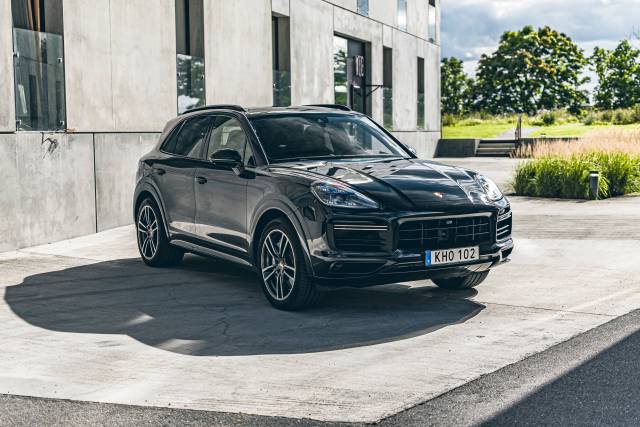 Image 1/8 of Porsche Cayenne Turbo (2018)