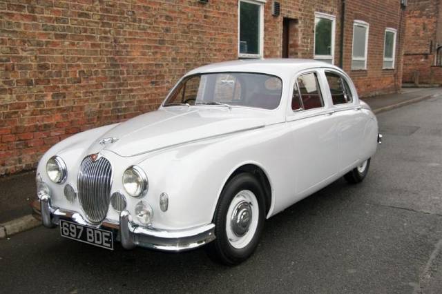 Image 1/11 of Jaguar 2.4 Litre (1958)
