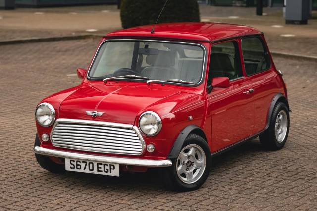 Image 1/8 de Rover Mini 1.3i (1999)