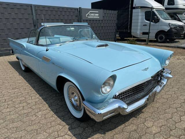 Bild 1/17 von Ford Thunderbird (1957)