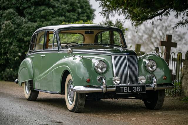 Image 1/8 of Armstrong-Siddeley Star Sapphire (1959)