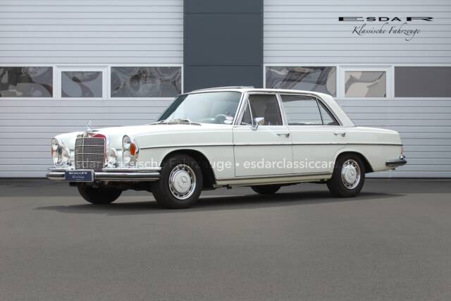 Image 1/35 of Mercedes-Benz 300 SEL 3.5 (1971)
