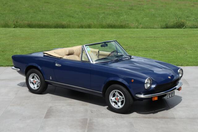 Image 1/50 of FIAT 124 Spider CS1 (1978)