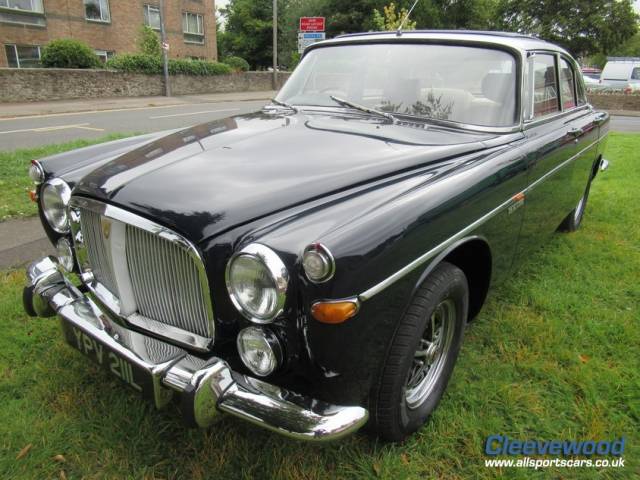 Image 1/9 of Rover 3.5 Litre Coupe (1972)