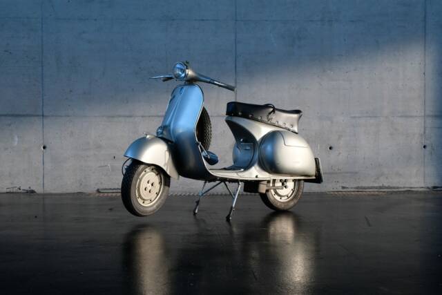 Image 1/20 of Piaggio DUMMY (1957)