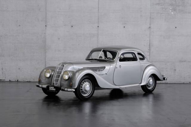Bild 1/48 von BMW 327 (1940)