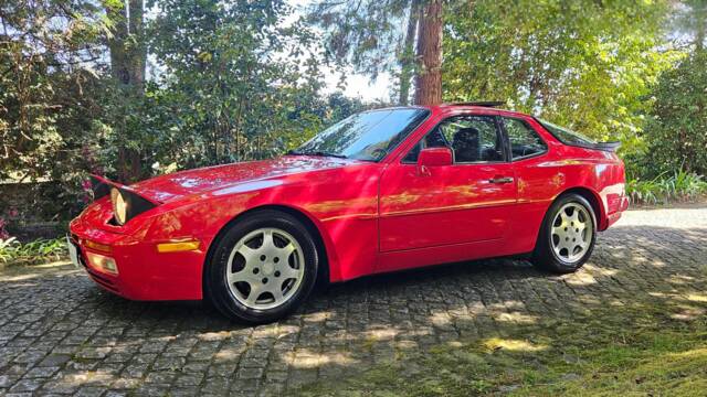 Bild 1/41 von Porsche 944 Turbo (1989)