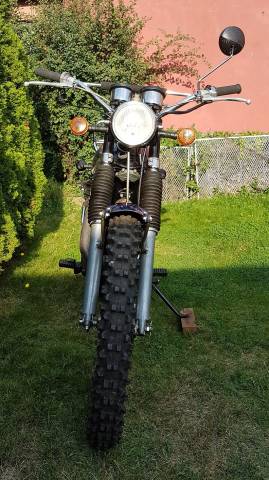 Image 1/4 de Yamaha DUMMY (1974)