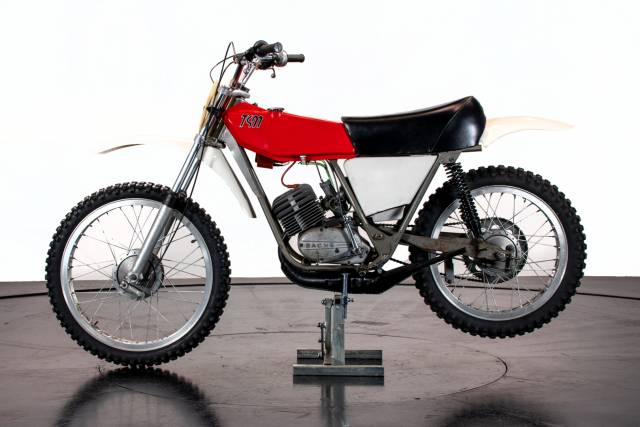 Bild 1/22 von TGM DUMMY (1975)