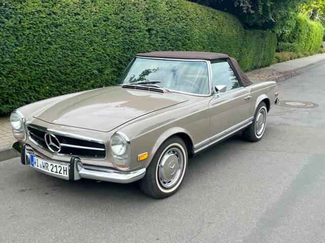 Image 1/99 de Mercedes-Benz 280 SL (1971)