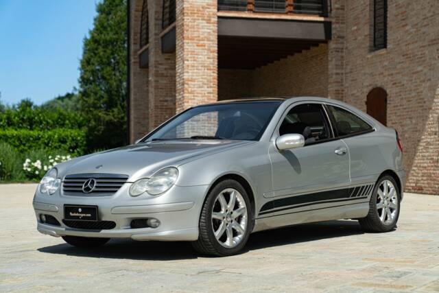Afbeelding 1/50 van Mercedes-Benz C 320 Sportcoupé (2003)