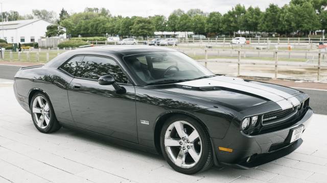 Image 1/8 of Dodge Challenger R&#x2F;T (2008)
