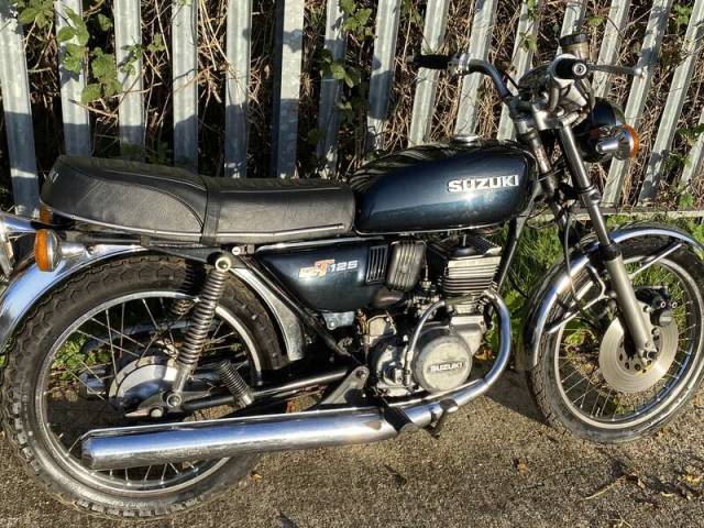 Image 1/7 de Suzuki DUMMY (1979)