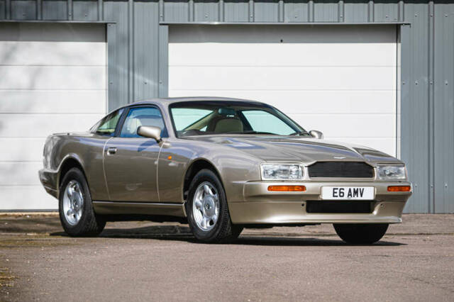 Image 1/33 of Aston Martin Virage (1990)