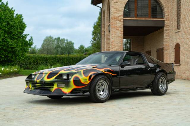 Bild 1/50 von Chevrolet Camaro Z28 (1992)