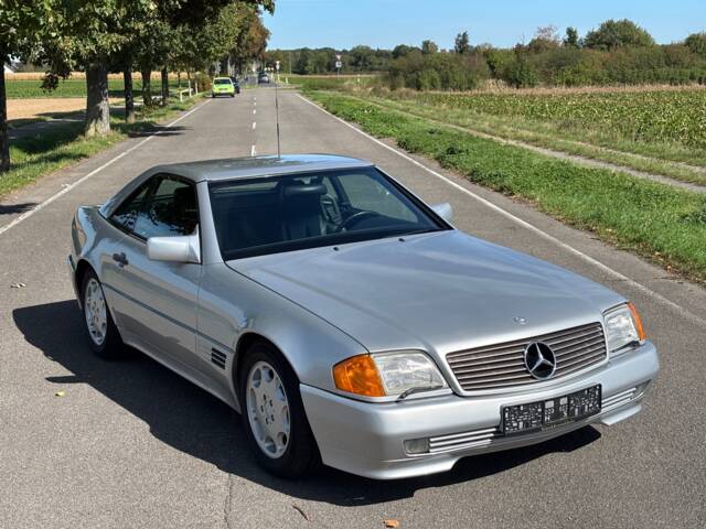 Image 1/8 de Mercedes-Benz 500 SL (1992)