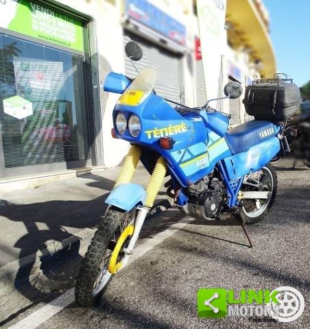 Image 1/14 de Yamaha DUMMY (1988)
