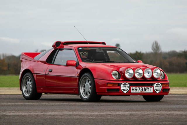 Image 1/50 of Ford RS200 (1990)