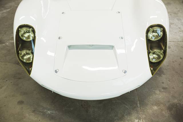 Image 1/12 de Porsche 910 (1966)