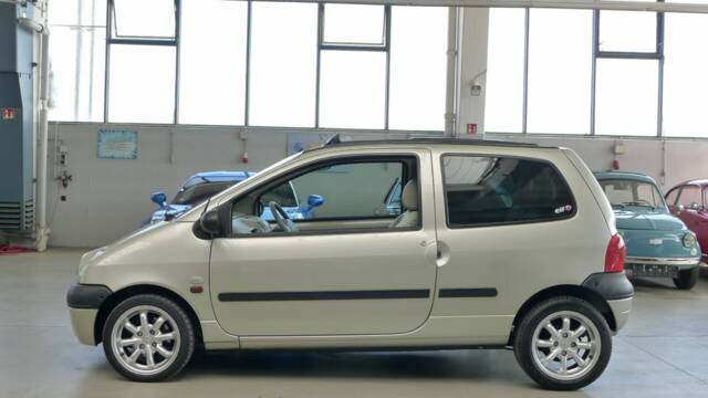 Bild 1/40 von Renault Twingo 1.2 (2000)