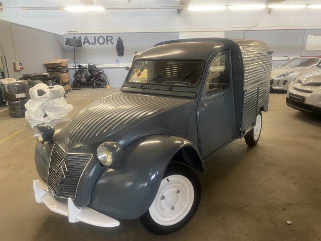 Immagine 1/21 di Citroën AZU (1960)
