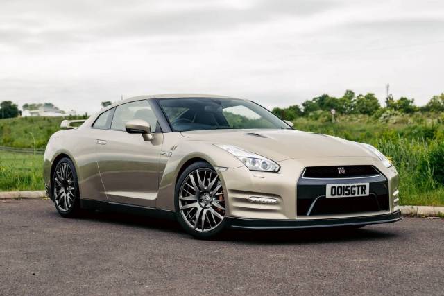 Bild 1/8 von Nissan GT-R (2015)