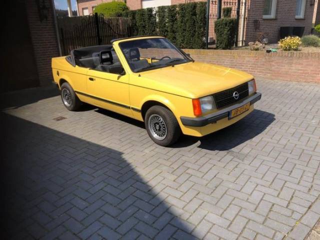 Image 1/8 of Opel Kadett 1,3S Bieber (1982)