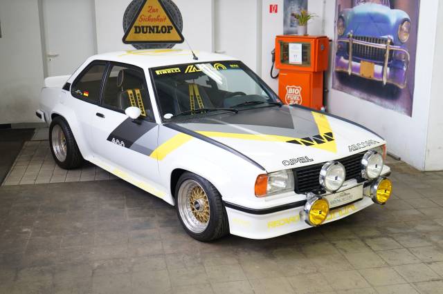 Image 1/36 of Opel Ascona 400 (1982)