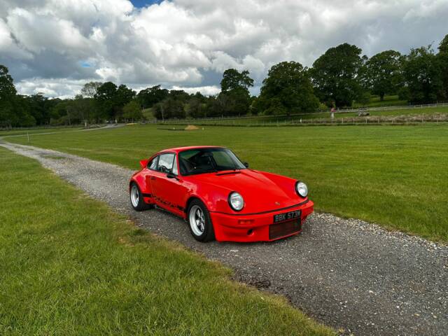 Bild 1/47 von Porsche 911 Carrera 4 (1990)