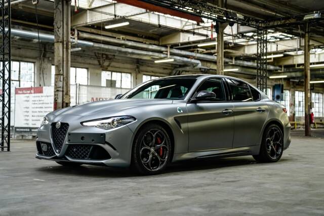 Immagine 1/25 di Alfa Romeo Giulia Quadrifoglio (2019)