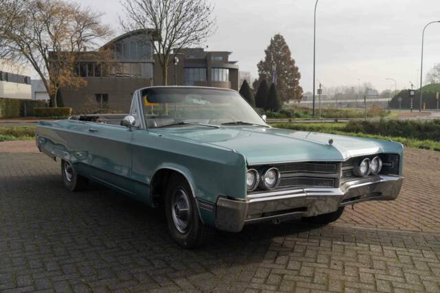 Imagen 1/8 de Chrysler 300 (1967)