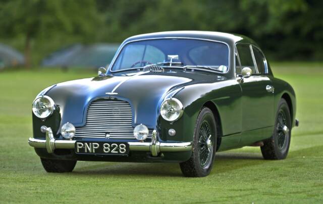 Afbeelding 1/50 van Aston Martin DB 2/4 Mk II (1955)