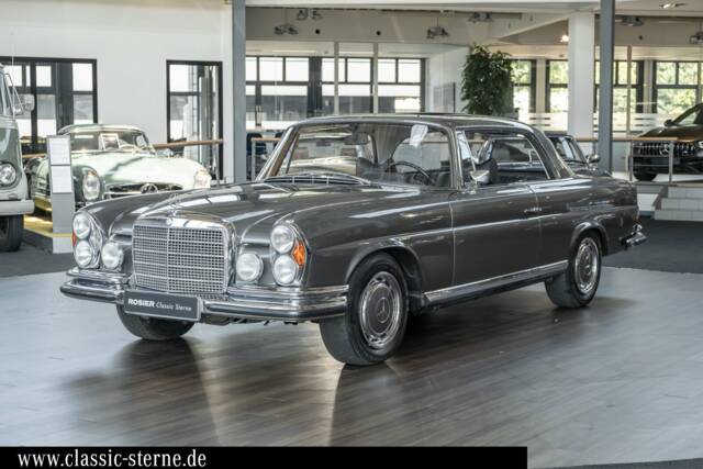 Bild 1/15 von Mercedes-Benz 280 SE 3,5 (1970)
