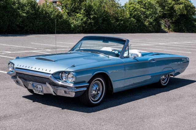 Image 1/8 of Ford Thunderbird (1964)