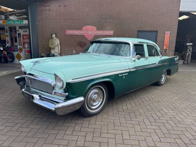 Image 1/15 de Chrysler New Yorker (1956)