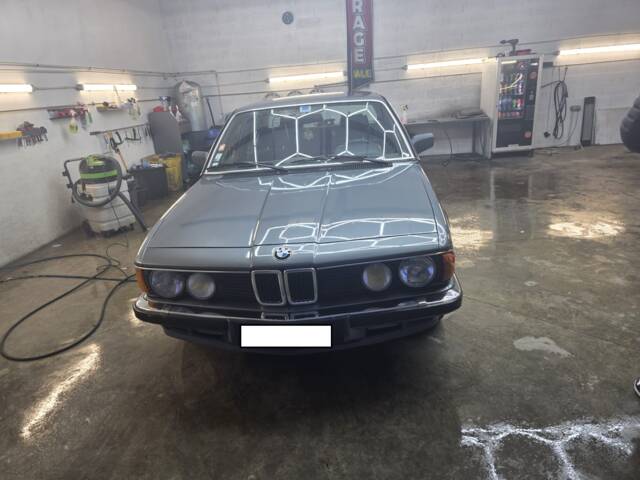 Bild 1/5 von BMW 728i (1983)