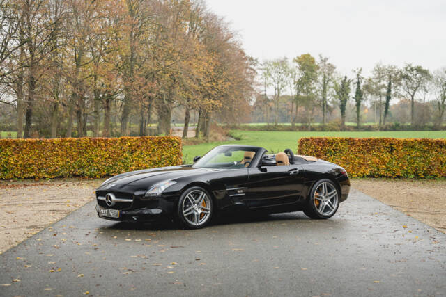 Bild 1/100 von Mercedes-Benz SLS AMG Roadster (2011)