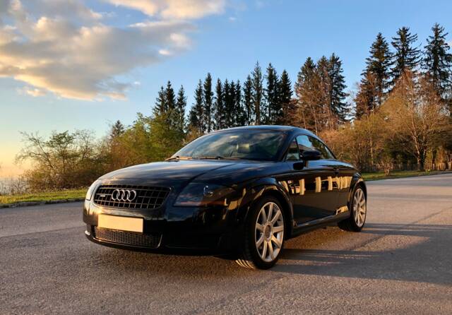 Bild 1/64 von Audi TT 1.8 T quattro (2001)