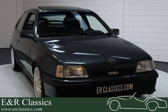 Bild 1/30 von Opel Kadett 2,0i GSi (1990)