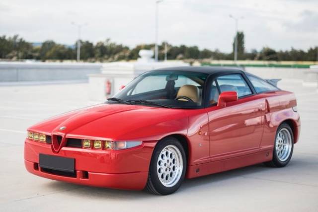 Image 1/9 of Alfa Romeo SZ (1992)