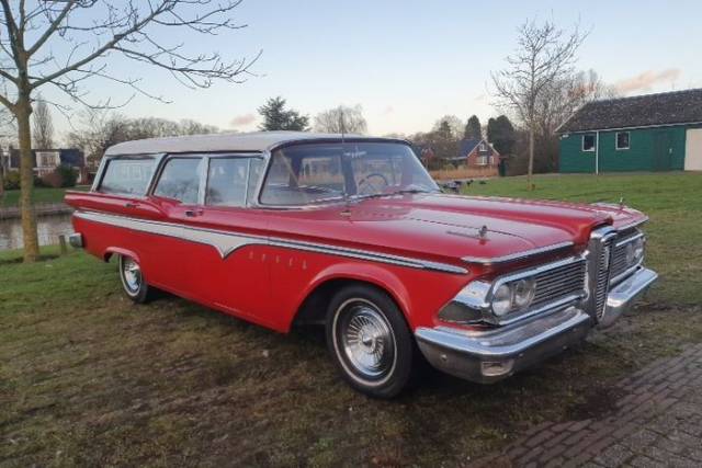 Image 1/9 of Edsel Villager Wagon (1959)