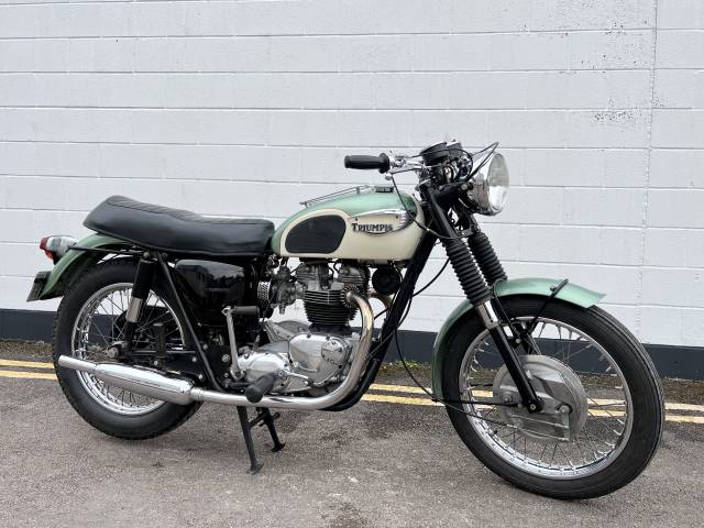 Image 1/20 de Triumph DUMMY (1967)
