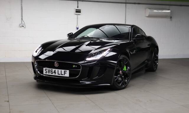 Image 1/50 of Jaguar F-Type R (2014)