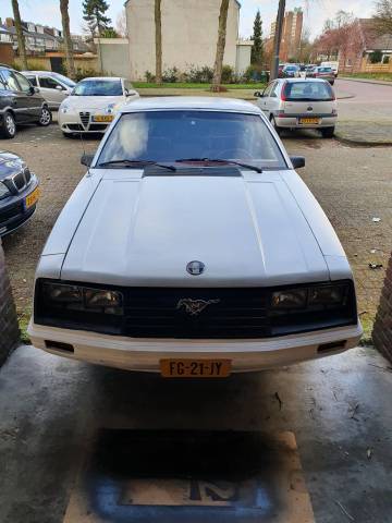 Image 1/6 de Ford Mustang III (1980)