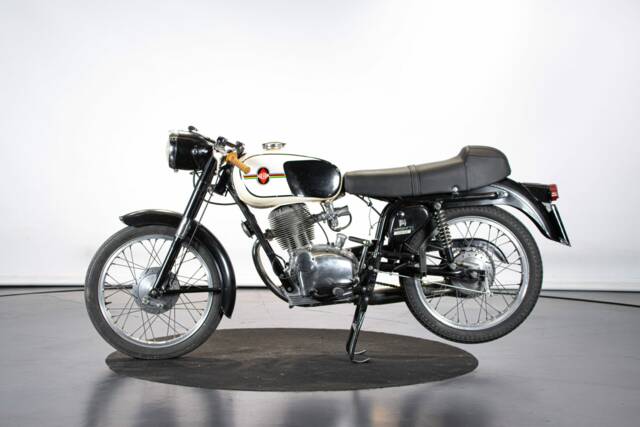 Image 1/50 of Gilera Giubileo 125 (1962)