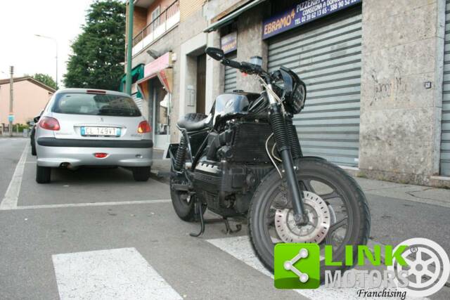 Image 1/4 de BMW DUMMY (1985)